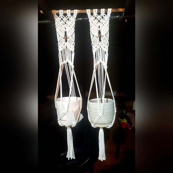 NEW - Handcrafted Custom Double Macrame Plant Hanger - Picture 8 of 11